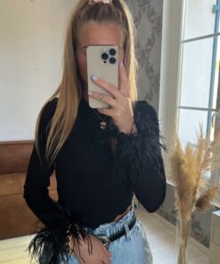 Alternative view of Top Plume noir