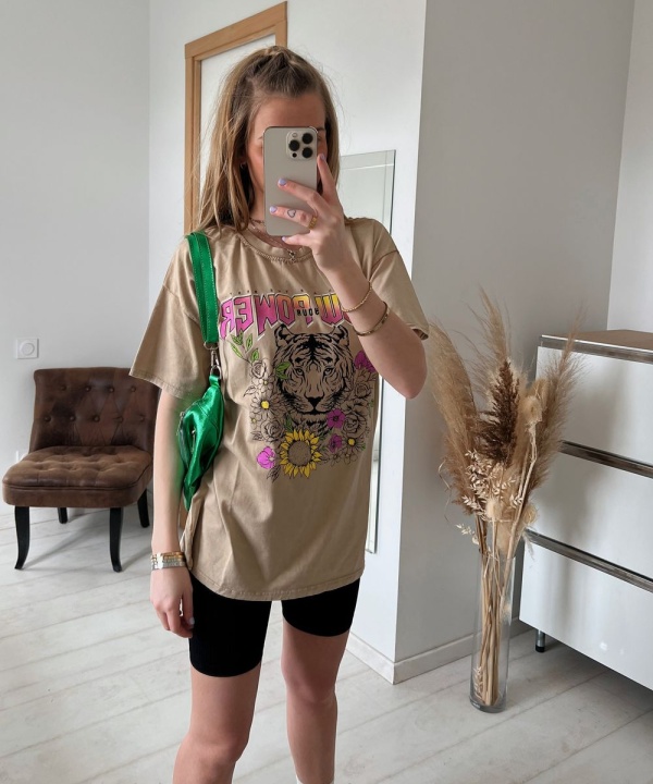 Alternative view of T-shirt Know Power