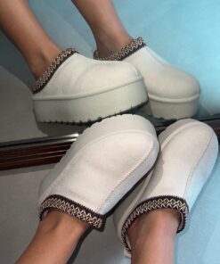 Alternative view of Plateforme beige clair