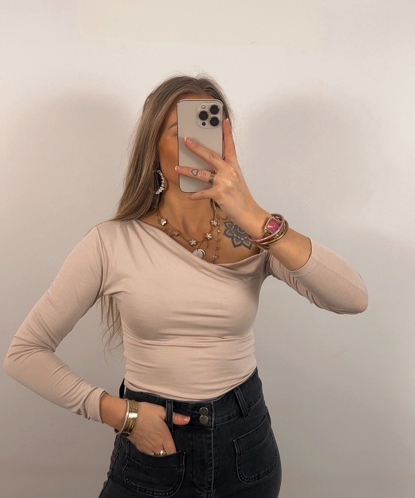 Alternative view of Haut Zora beige