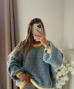 Alternative view of Pull Sana bleu