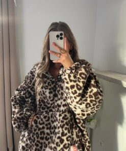 Alternative view of Pull cocoon léopard